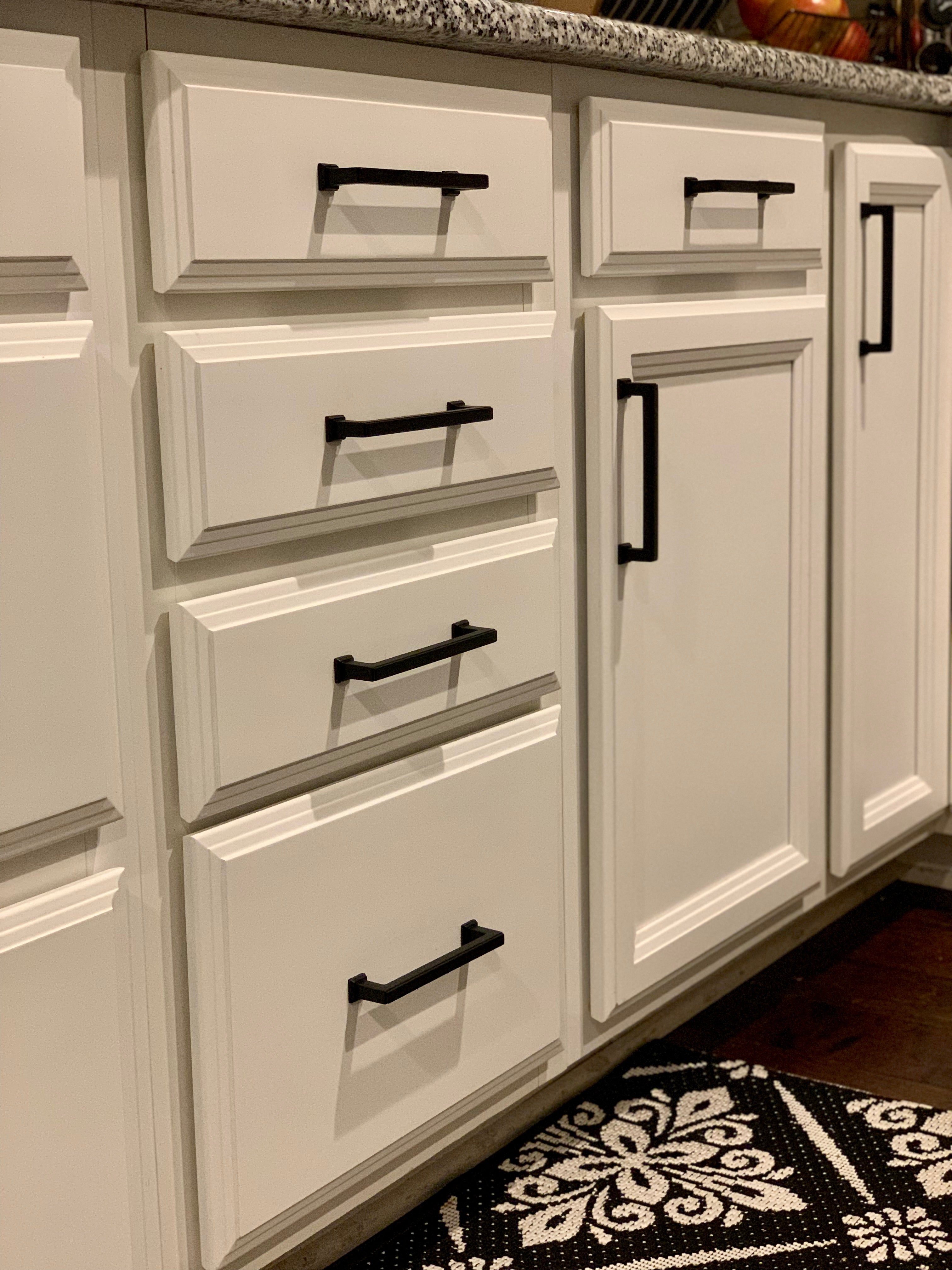 Black 3 3/4" Square Bar Kitchen Cabinet Pull 5071 96mm